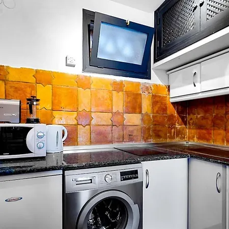 Estudio A Pie De Playa By Holidays2rent Apartment Sitio de Calahonda